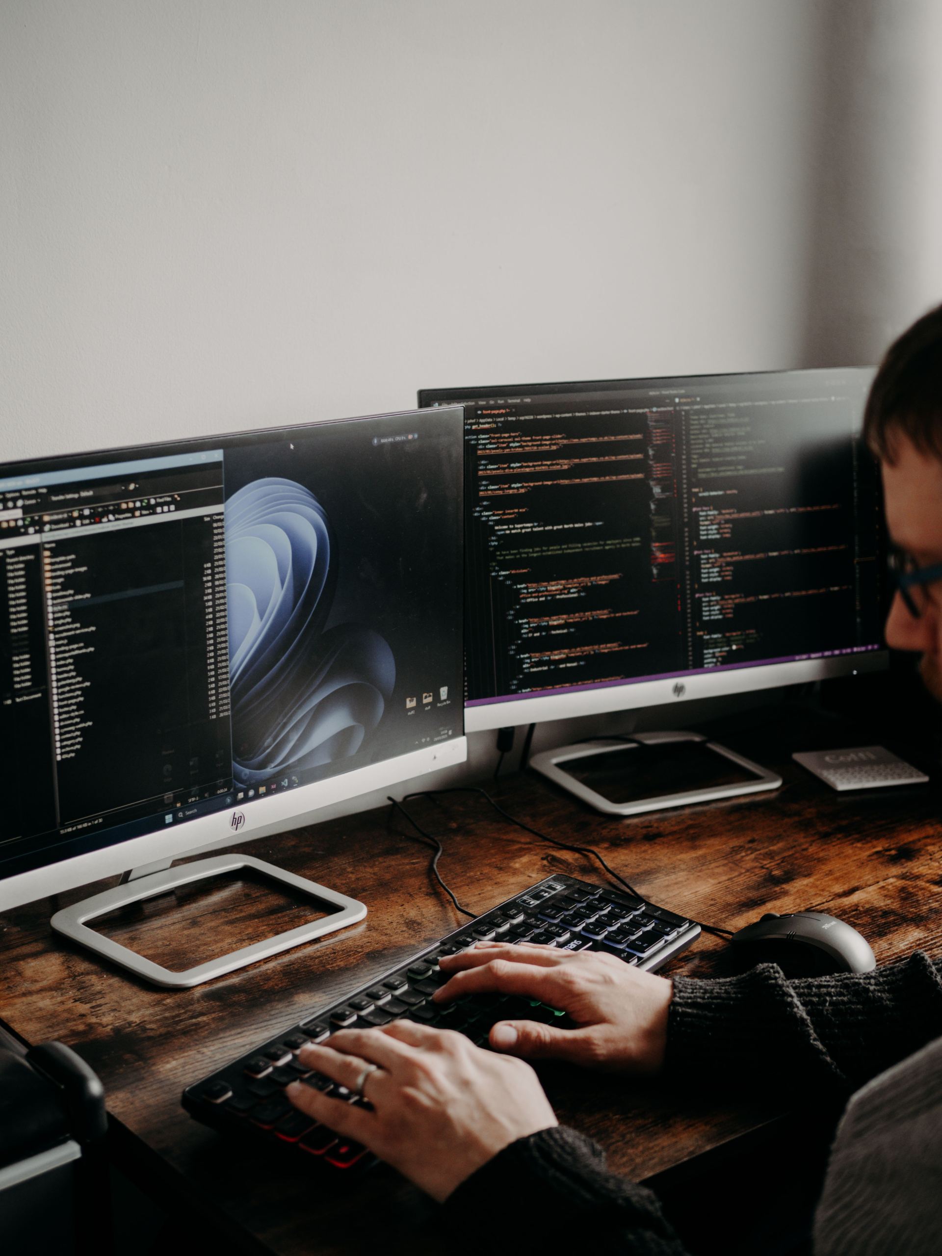 AdsBing Infotech developer building a website
